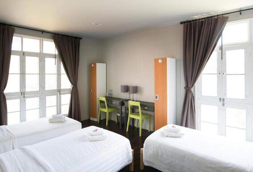 غرفة قياسية ثلاثية حمام مشترك, Dorm Of Happiness By Tharaburi Resort