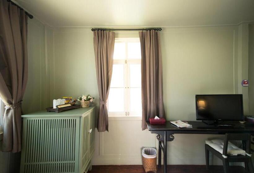 חדר סטנדרט חדר אמבטיה משותף, Dorm Of Happiness By Tharaburi Resort