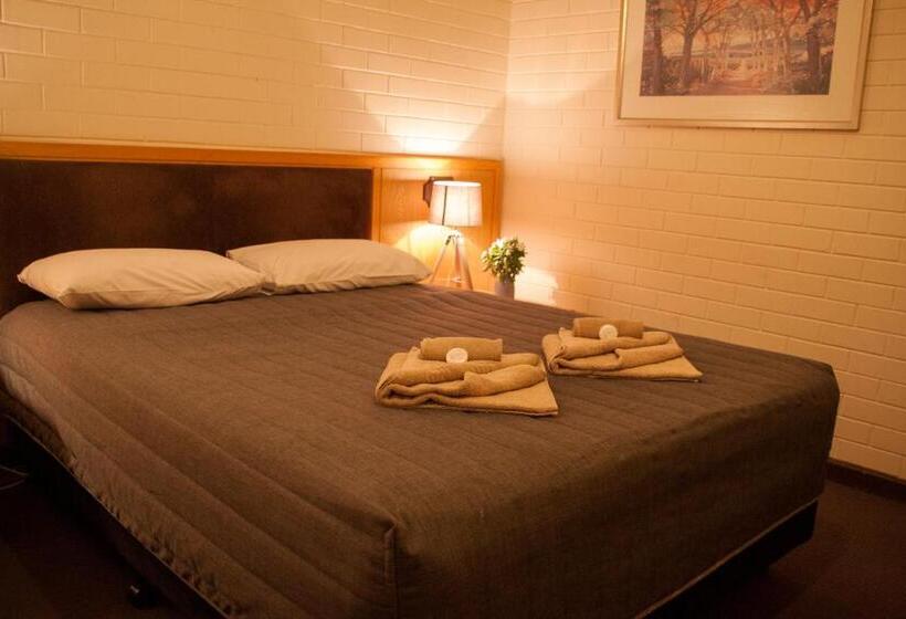 スタンダードトリプルルーム, Angaston Vineyards Motel