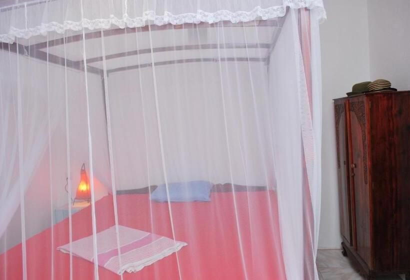 ２ベッドルームハウス, Beach House