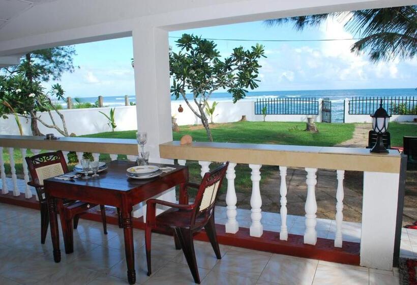 ２ベッドルームハウス, Beach House