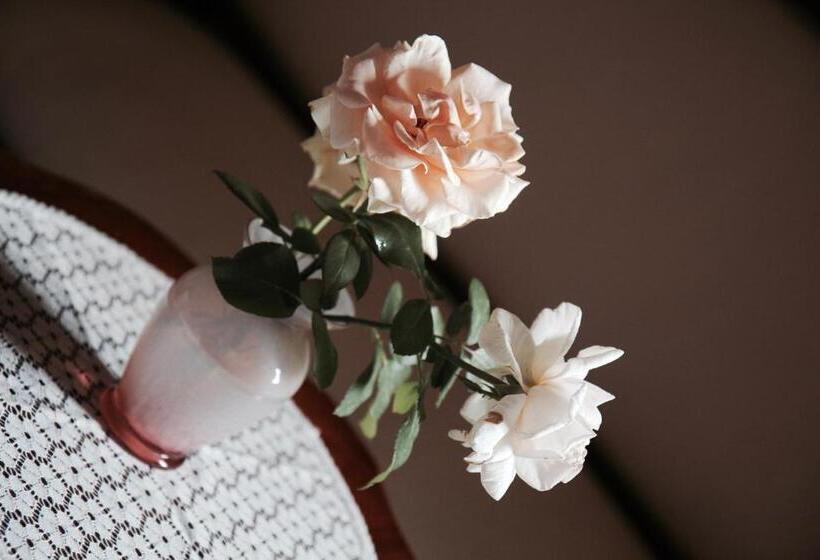 סוויטה, Le Manoir De Marie Lou