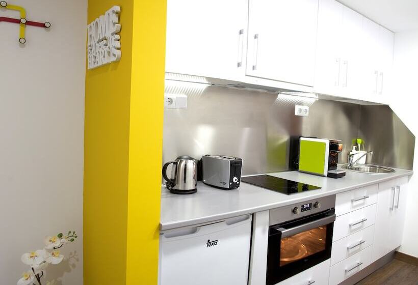 스탠다드 스튜디오 더블 침대, Color Suites Alicante