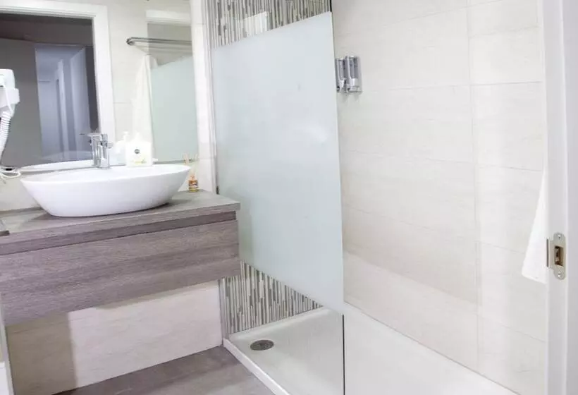 استودیوی استاندارد با تخت دوبل, Color Suites Alicante