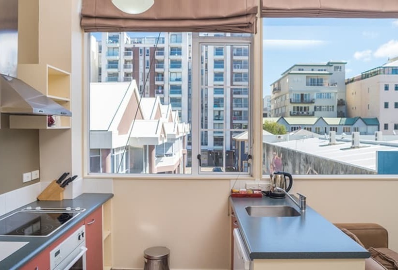 ３ベッドルームアパートメント, Courtenay Village