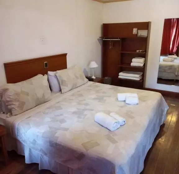 スタンダード４人部屋, Grand Hotel   Sierra De La Ventana