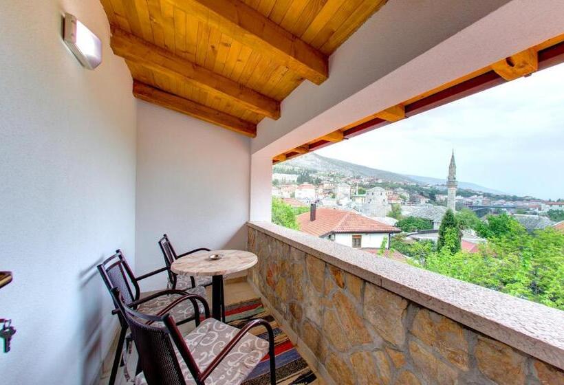 Standard Triple Room with Terrace, Almira