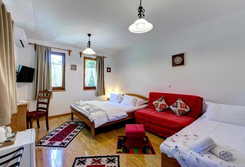 اتاق استاندارد, Almira