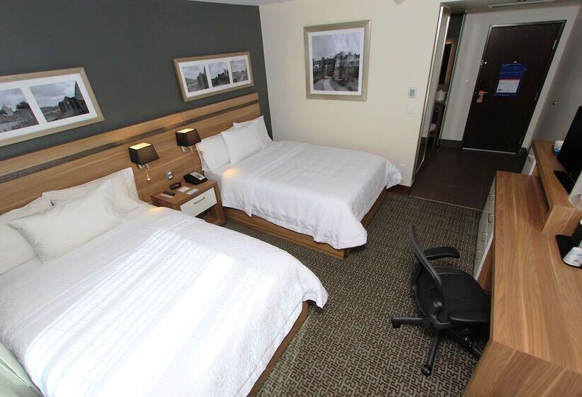２ダブルベッドのスタンダードルーム, Hampton Inn By Hilton Leon Guanajuato