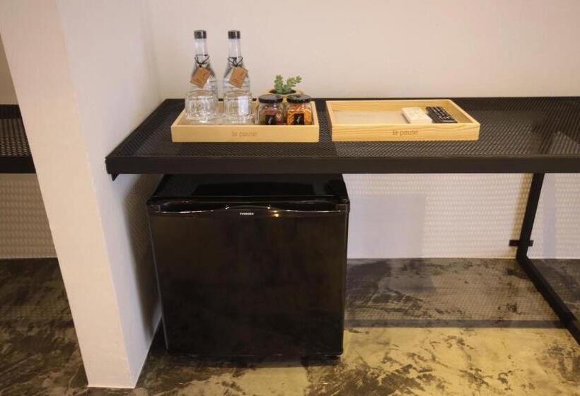 キングサイズベッドのスタンダードルーム, La Pause Hatyai