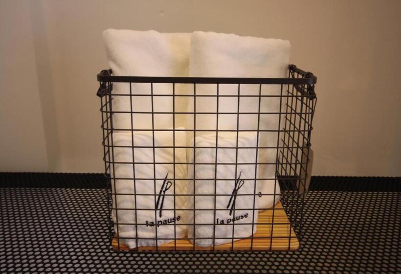 キングサイズベッドのスタンダードルーム, La Pause Hatyai