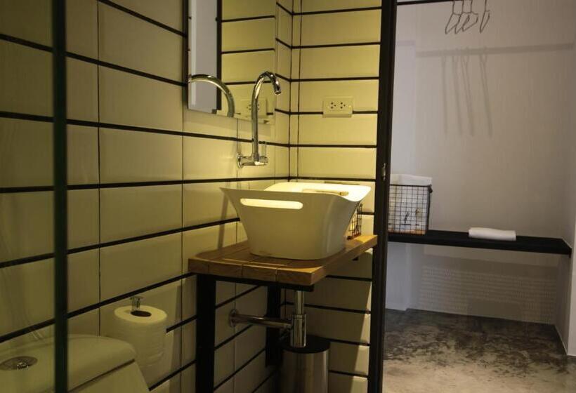 キングサイズベッドのスタンダードルーム, La Pause Hatyai