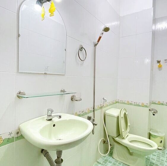 اتاق استاندارد, Saigon Pt