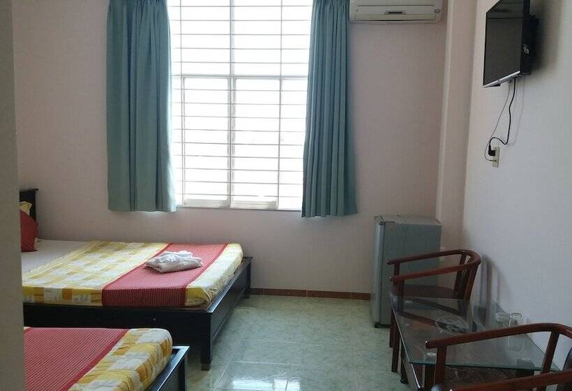 اتاق استاندارد سه نفره, Saigon Pt