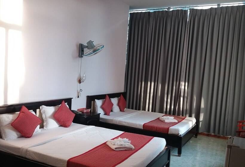 اتاق استاندارد چهار تخته, Saigon Pt