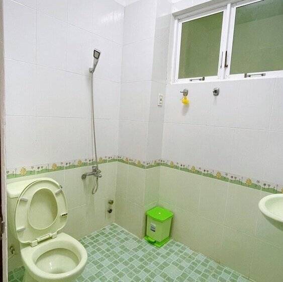 اتاق خانوادگی, Saigon Pt