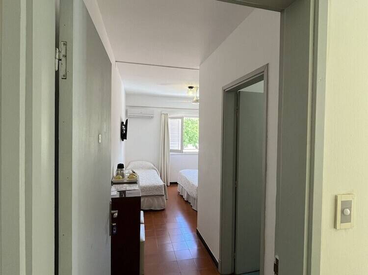 스탠다드 트리플 룸, Tamariz