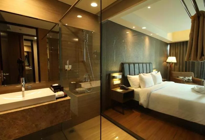スーペリアールーム, The Alana Hotel & Convention Center Solo By Aston