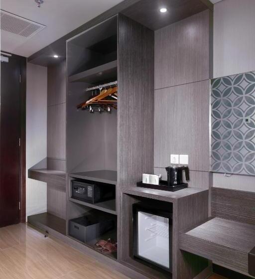 Номер Deluxe, The Alana Hotel & Convention Center Solo By Aston