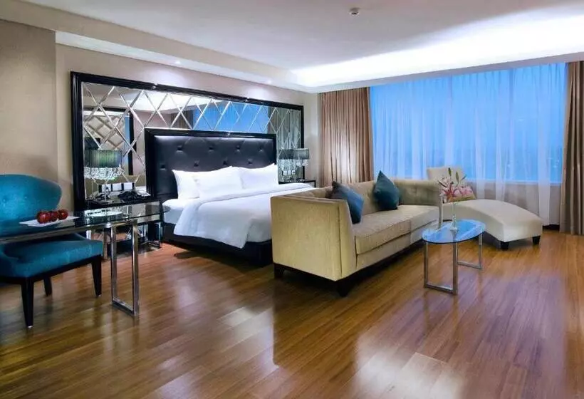 ジュニアスイート, The Alana Hotel & Convention Center Solo By Aston