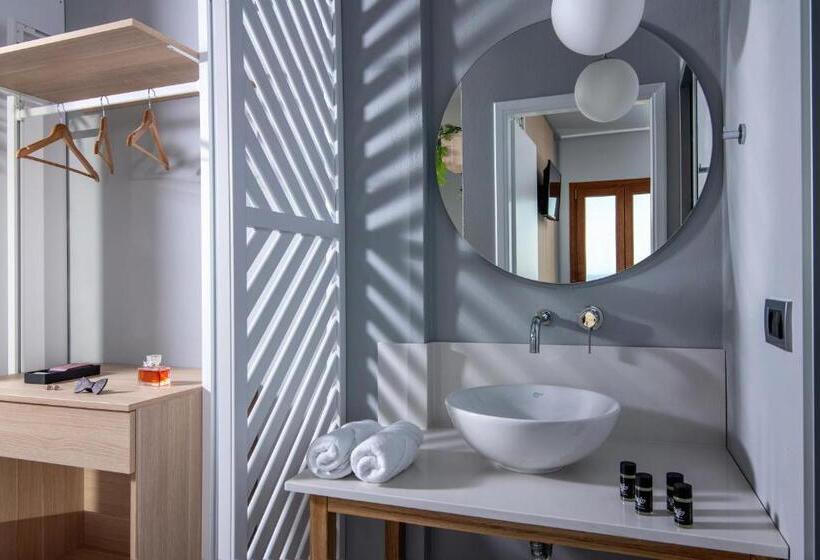 סוויטת ג'וניור, Villa Elite By Checkin Adults Only