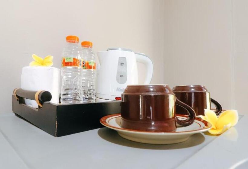 デラックスルーム, Villa Happy Jimbaran