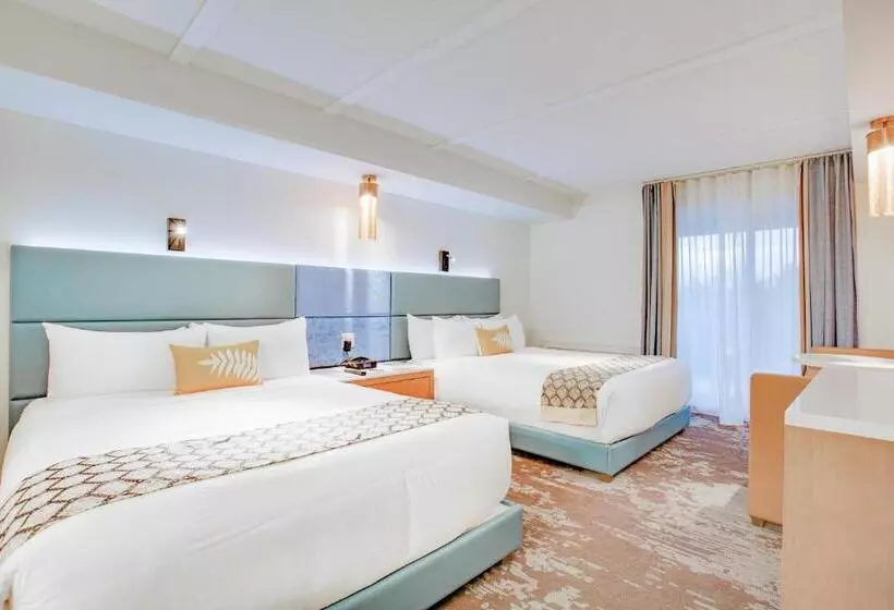クイーンベッドのデラックスルーム, Living Water Resort & Spa