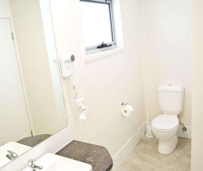 اتاق استاندارد, Roma Central Motel