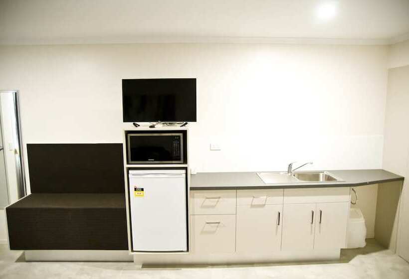 اتاق استاندارد, Roma Central Motel