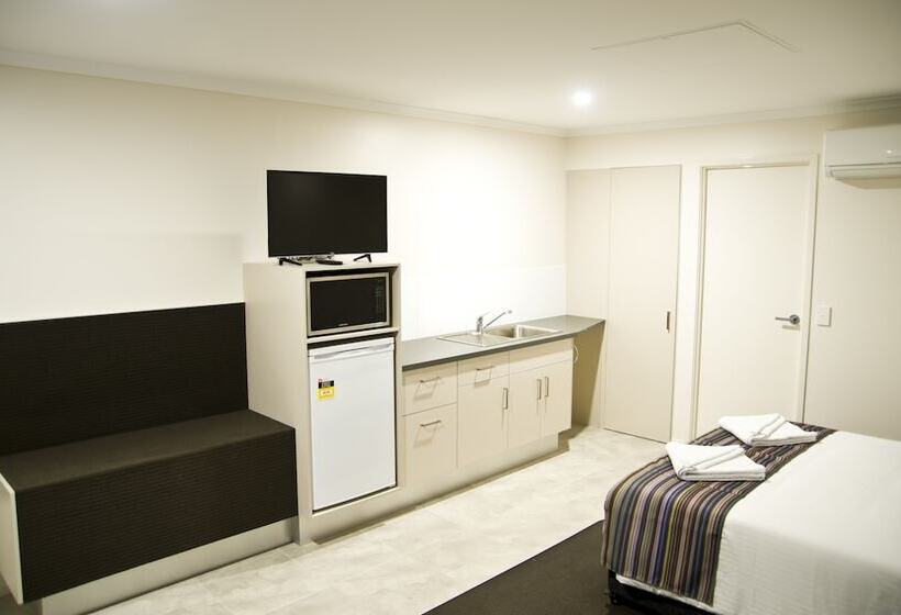 اتاق استاندارد, Roma Central Motel