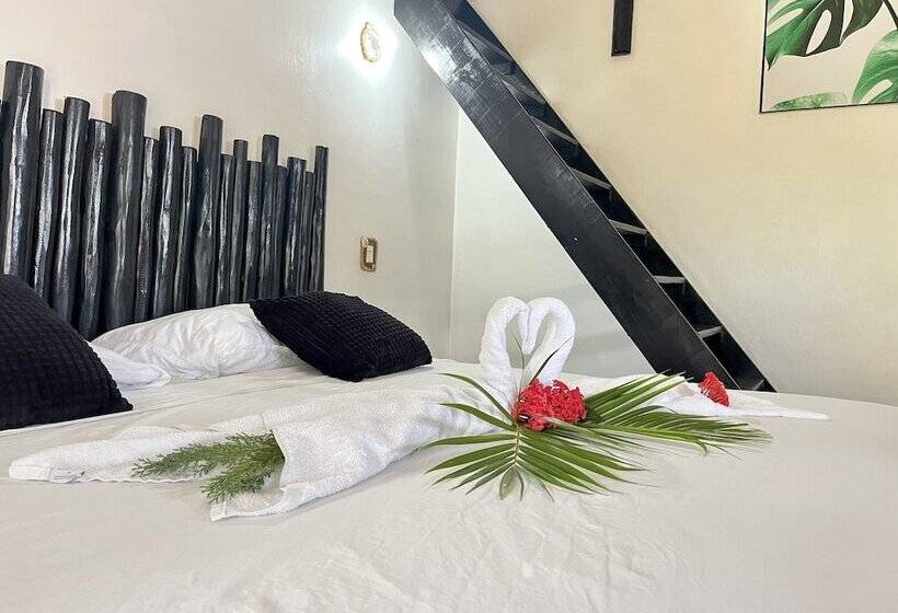 اتاق استاندارد سه نفره, Rincon Rubi