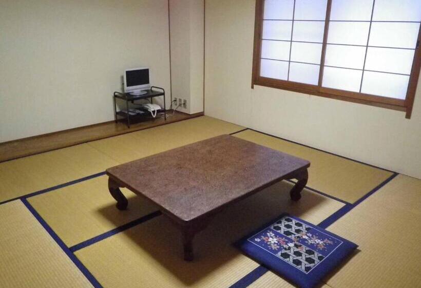 Номер Стандарт, Kurumisawa Ryokan