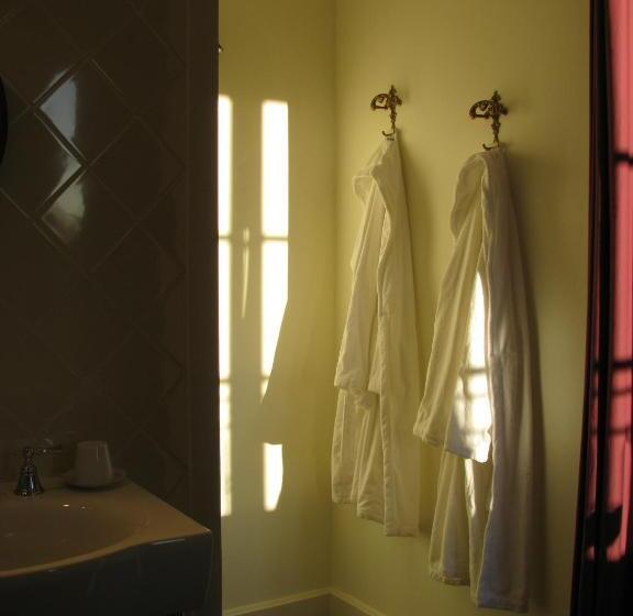 חדר סטנדרט נוף לגינה, Chambres D Hôtes  B&b  La Bonneterie