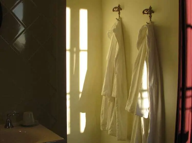 スタンダードルーム, Chambres D Hôtes B&b La Bonneterie