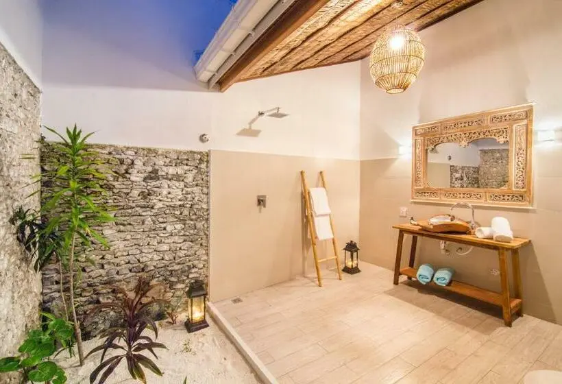 اتاق سوپریور با تخت بزرگ, Villa Rosa Maldives