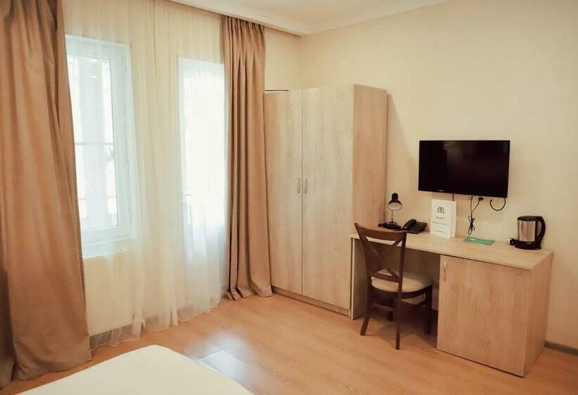 اتاق استاندارد با بالکن, Abastumani Residence