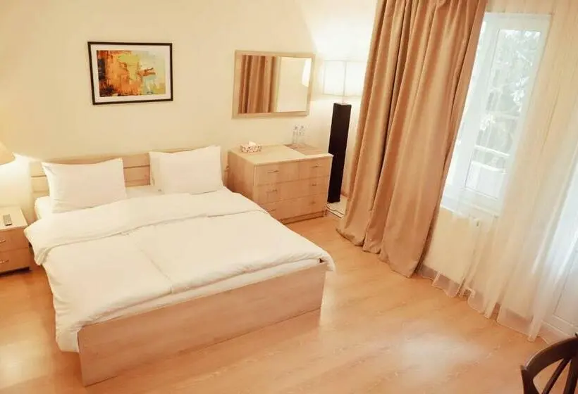 اتاق استاندارد با بالکن, Abastumani Residence