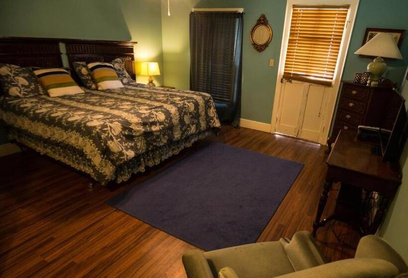 غرفة قياسية سرير كينج, Village Studios