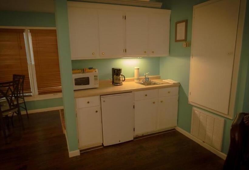 Family Suite, Village Studios