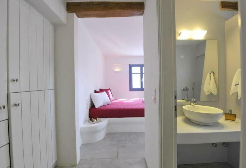 스탠다드 룸, Alexandros Studios