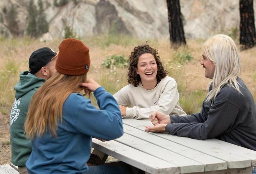 Standard Tent, Kumsheen Rafting Resort