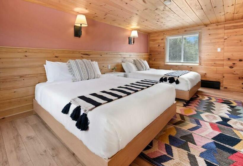 Люкс 2 Спальни, Wolfjaw Lodge