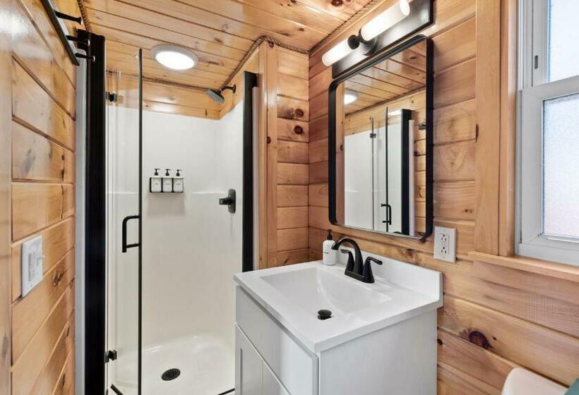 キングサイズベッドのスタンダードルーム, Wolfjaw Lodge