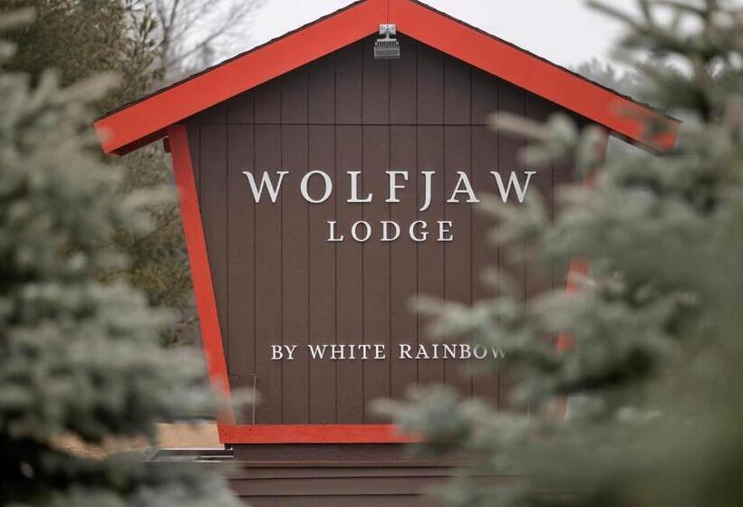 3ベッドルームハウス, Wolfjaw Lodge