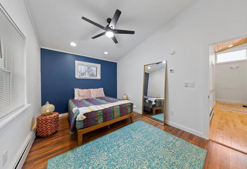 4ベッドルームハウス, Wolfjaw Lodge