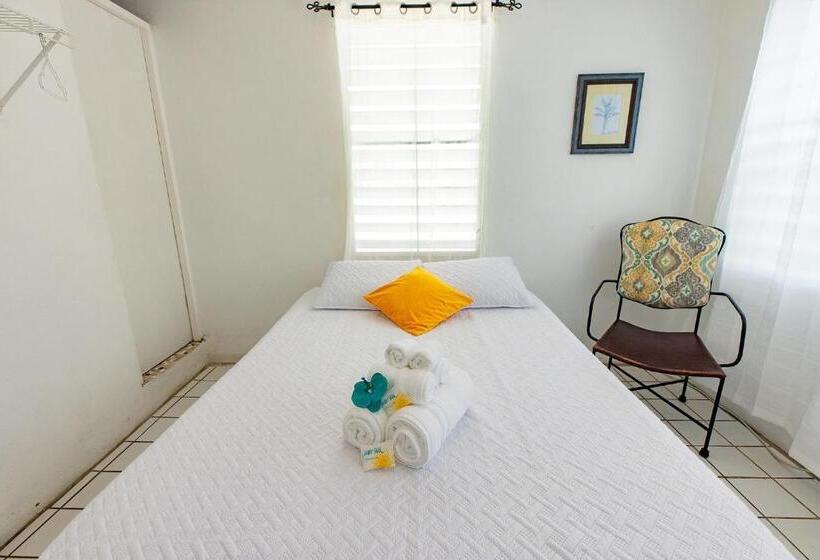 اتاق استاندارد, Vieques Tropical Guest House