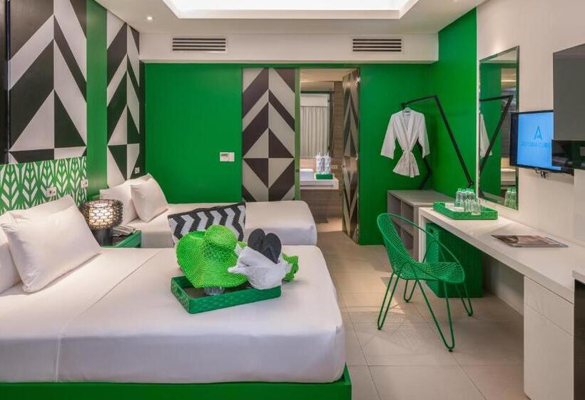 Superior-Zimmer, Astoria Current