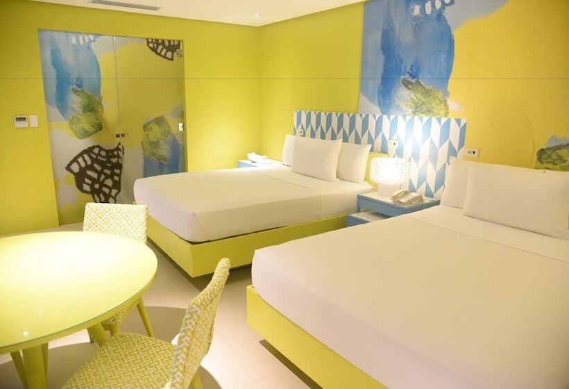 Deluxe Zimmer, Astoria Current