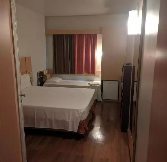 اتاق استاندارد, Ibis Montes Claros Shopping