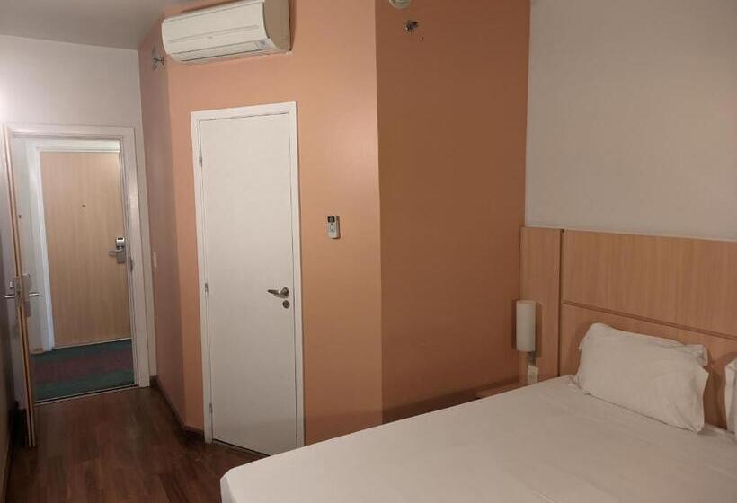 스탠다드 룸, Ibis Montes Claros Shopping